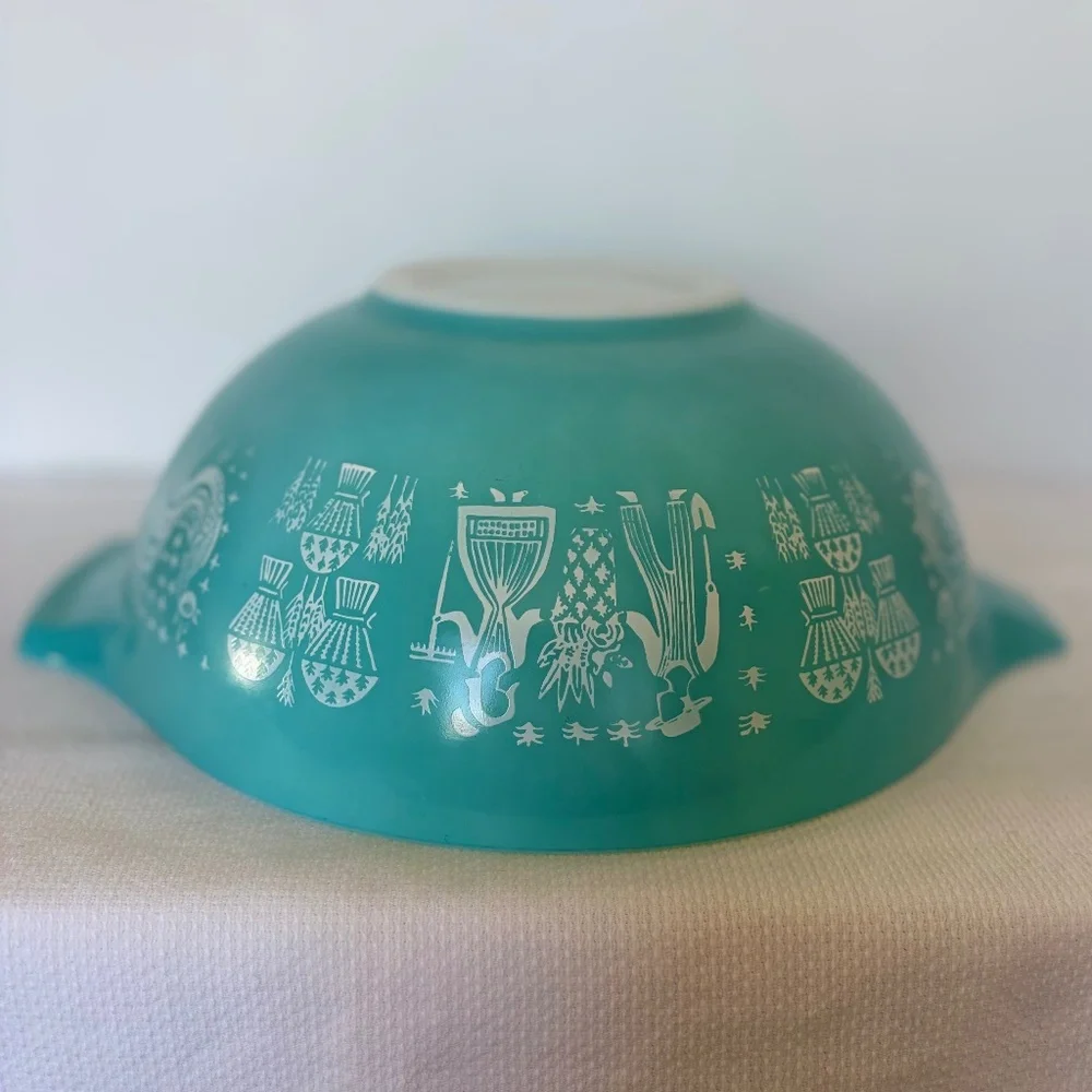 Vintage PYREX 444 Large 4 QT Amish Butterprint Cinderella Mixing Bowl - Picture 7 of 12